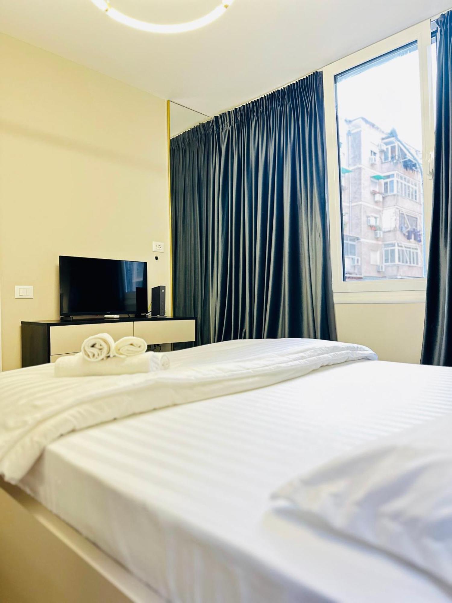 Luxurious Central Stay - Self Check-In تيرانا المظهر الخارجي الصورة